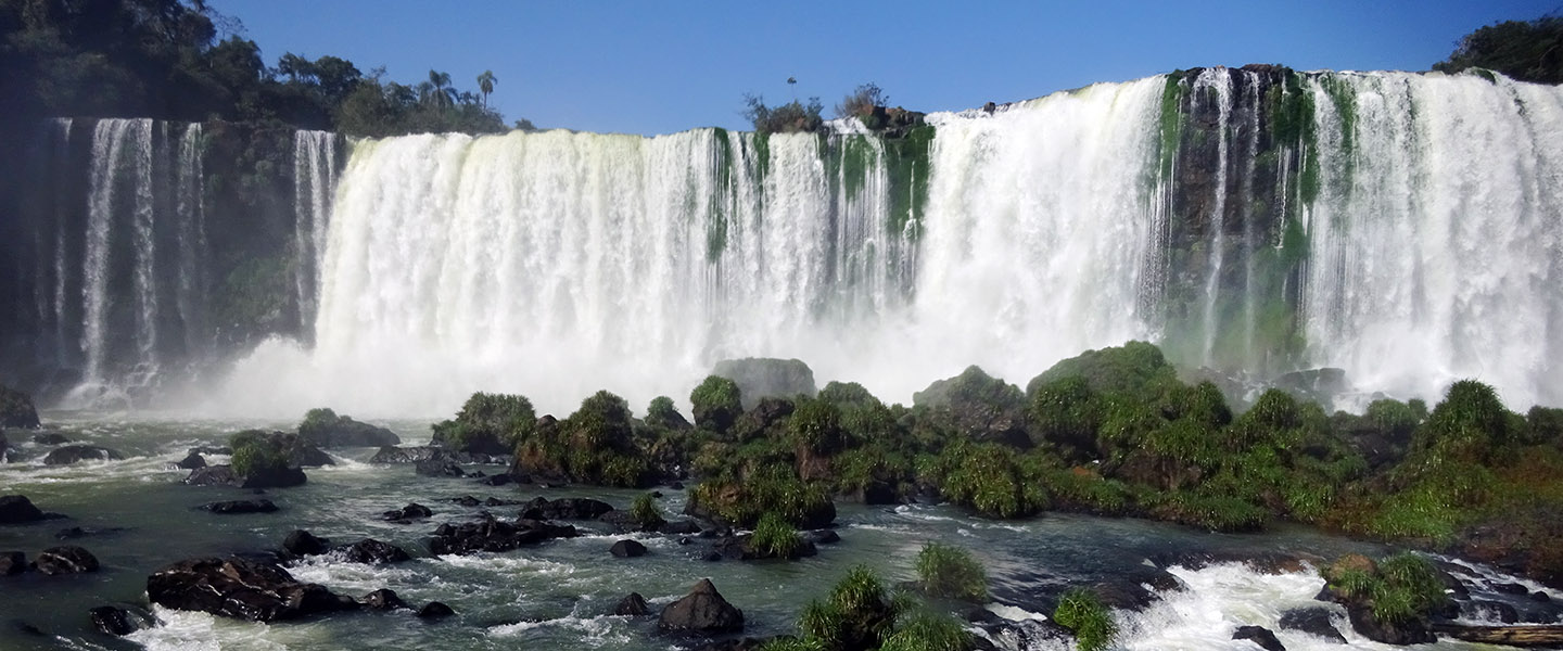 IGUAZ&Uacute; FALLS DAY-TRIP